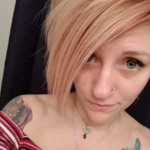 Meet your Posher, Agnes